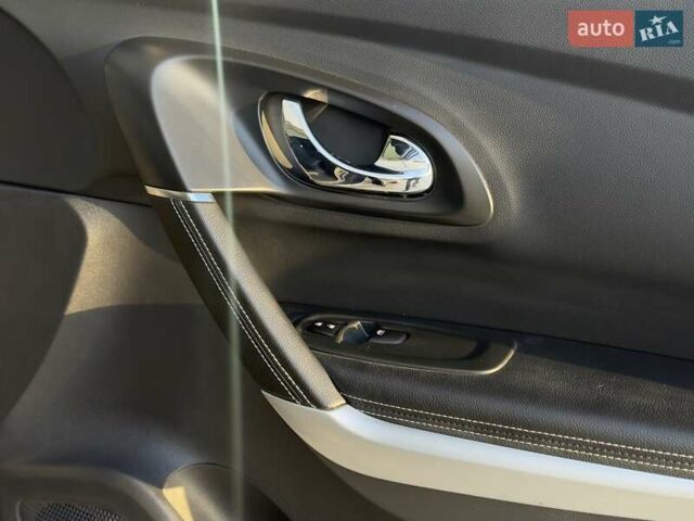 Серый Рено Kadjar, объемом двигателя 1.46 л и пробегом 124 тыс. км за 16500 $, фото 18 на Automoto.ua