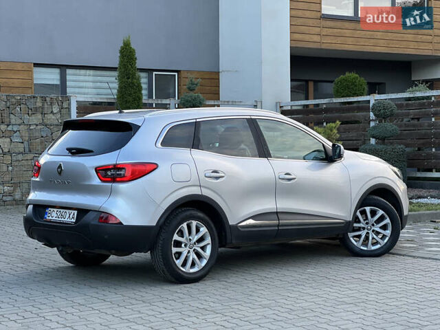 Серый Рено Kadjar, объемом двигателя 1.5 л и пробегом 199 тыс. км за 12900 $, фото 16 на Automoto.ua