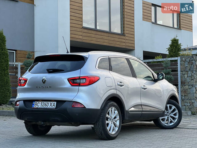 Серый Рено Kadjar, объемом двигателя 1.5 л и пробегом 199 тыс. км за 12900 $, фото 15 на Automoto.ua