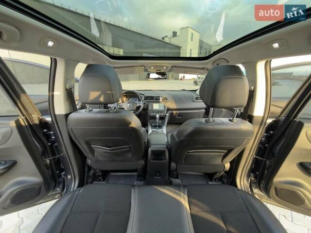 Серый Рено Kadjar, объемом двигателя 1.46 л и пробегом 124 тыс. км за 16500 $, фото 56 на Automoto.ua
