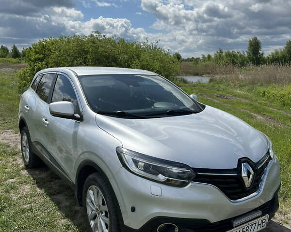 Сірий Рено Kadjar, об'ємом двигуна 1.6 л та пробігом 189 тис. км за 15700 $, фото 2 на Automoto.ua