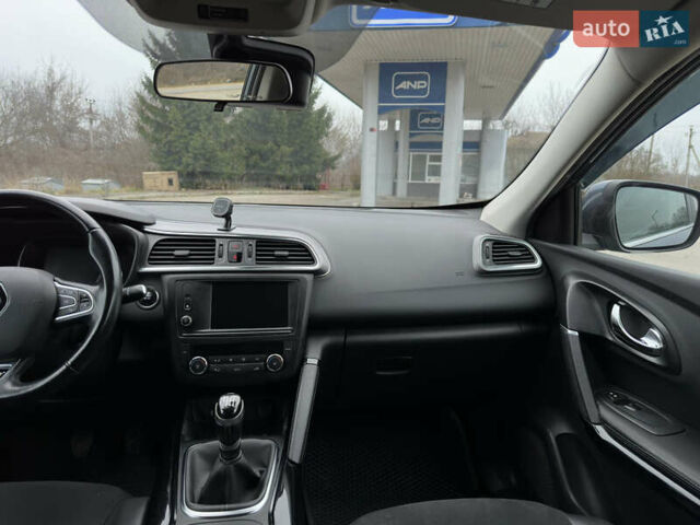 Сірий Рено Kadjar, об'ємом двигуна 1.46 л та пробігом 207 тис. км за 16999 $, фото 51 на Automoto.ua