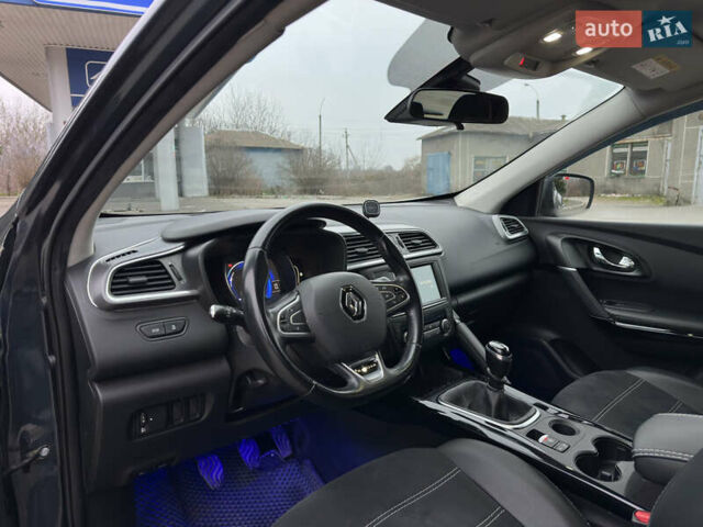 Сірий Рено Kadjar, об'ємом двигуна 1.46 л та пробігом 207 тис. км за 16999 $, фото 31 на Automoto.ua