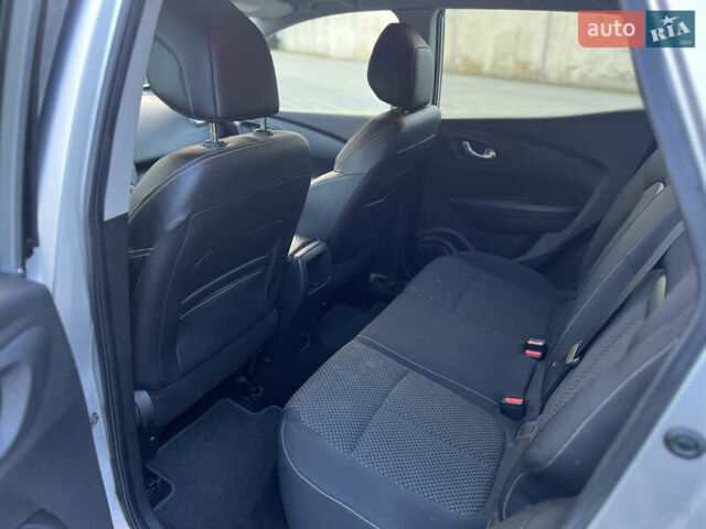 Серый Рено Kadjar, объемом двигателя 1.5 л и пробегом 199 тыс. км за 12900 $, фото 36 на Automoto.ua