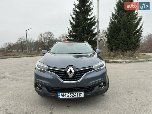 Сірий Рено Kadjar, об'ємом двигуна 1.46 л та пробігом 207 тис. км за 16999 $, фото 10 на Automoto.ua