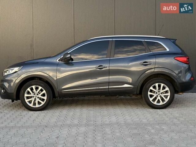 Серый Рено Kadjar, объемом двигателя 1.46 л и пробегом 124 тыс. км за 16500 $, фото 25 на Automoto.ua