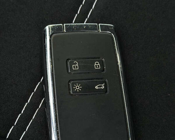 Сірий Рено Kadjar, об'ємом двигуна 1.46 л та пробігом 207 тис. км за 16999 $, фото 77 на Automoto.ua