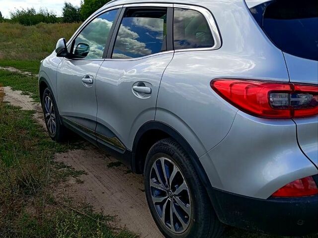 Серый Рено Kadjar, объемом двигателя 1.5 л и пробегом 192 тыс. км за 16500 $, фото 10 на Automoto.ua