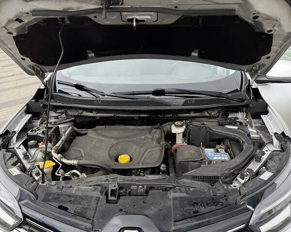 Серый Рено Kadjar, объемом двигателя 1.46 л и пробегом 170 тыс. км за 14500 $, фото 7 на Automoto.ua