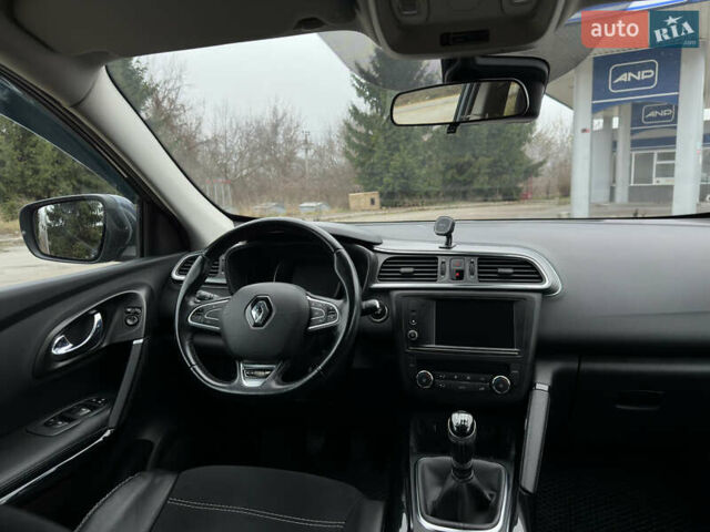 Сірий Рено Kadjar, об'ємом двигуна 1.46 л та пробігом 207 тис. км за 16999 $, фото 52 на Automoto.ua