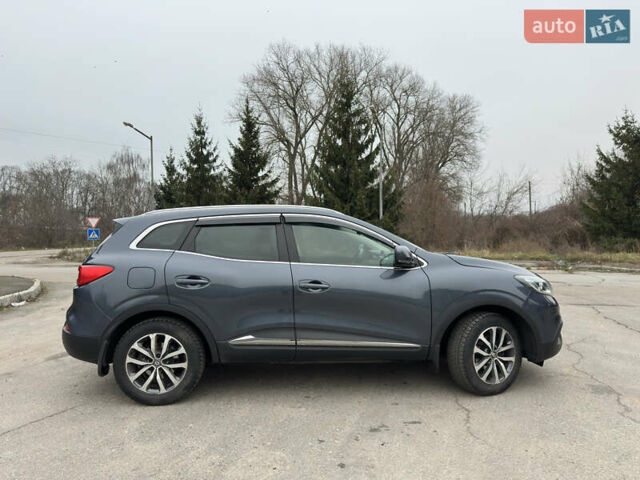 Сірий Рено Kadjar, об'ємом двигуна 1.46 л та пробігом 207 тис. км за 16999 $, фото 3 на Automoto.ua