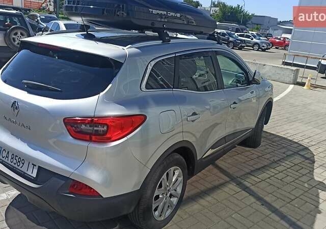 Серый Рено Kadjar, объемом двигателя 1.46 л и пробегом 215 тыс. км за 14999 $, фото 4 на Automoto.ua
