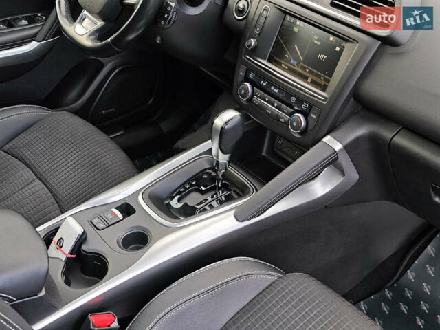 Рено Kadjar 2018 в Луцке на Automoto.ua Серый Рено Kadjar, объемом двигателя 1.5 л и пробегом 116 тыс. км за 20700 $, фото 50 на Automoto.ua