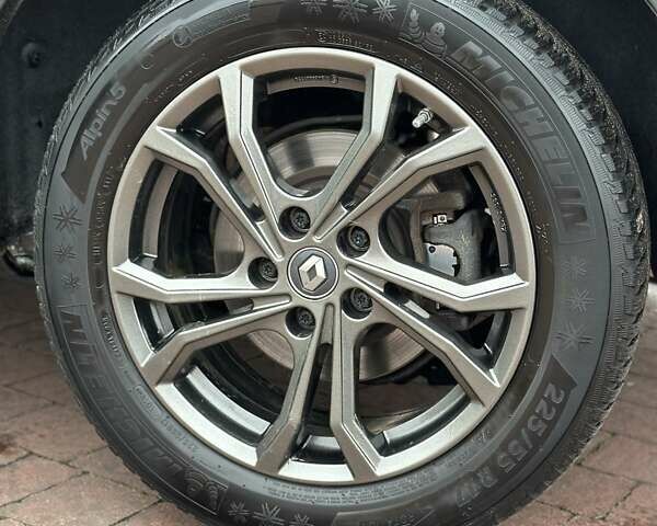 Серый Рено Kadjar, объемом двигателя 1.46 л и пробегом 152 тыс. км за 16999 $, фото 47 на Automoto.ua