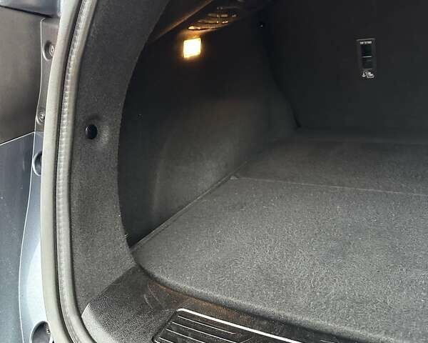 Серый Рено Kadjar, объемом двигателя 1.46 л и пробегом 152 тыс. км за 16999 $, фото 120 на Automoto.ua