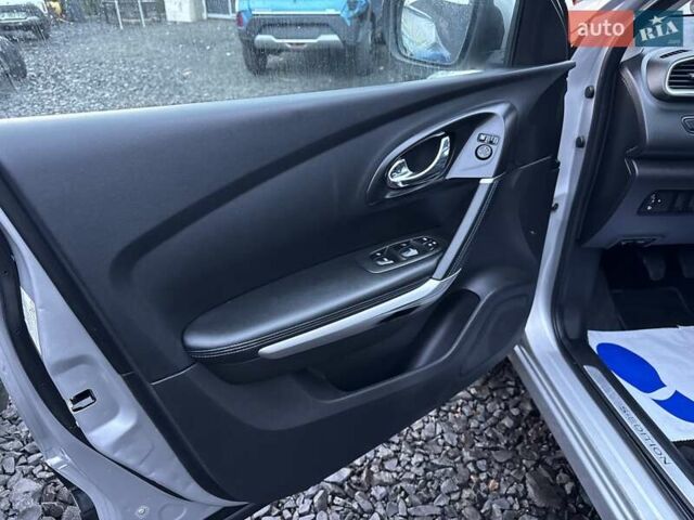 Рено Kadjar 2018 в Луцке на Automoto.ua Серый Рено Kadjar, объемом двигателя 1.6 л и пробегом 201 тыс. км за 12300 $, фото 22 на Automoto.ua