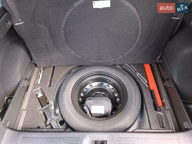 Серый Рено Kadjar, объемом двигателя 1.46 л и пробегом 190 тыс. км за 16500 $, фото 23 на Automoto.ua
