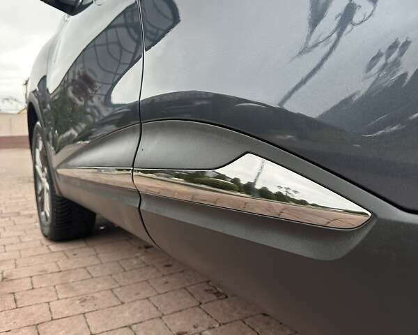 Серый Рено Kadjar, объемом двигателя 1.46 л и пробегом 152 тыс. км за 16999 $, фото 101 на Automoto.ua