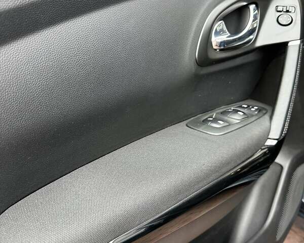 Серый Рено Kadjar, объемом двигателя 1.46 л и пробегом 152 тыс. км за 16999 $, фото 56 на Automoto.ua