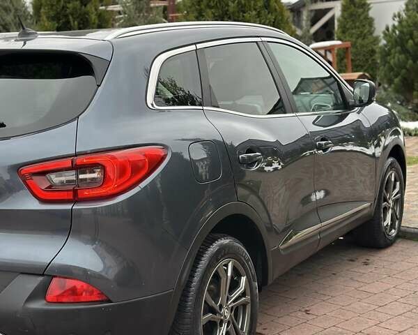 Серый Рено Kadjar, объемом двигателя 1.46 л и пробегом 152 тыс. км за 16999 $, фото 31 на Automoto.ua