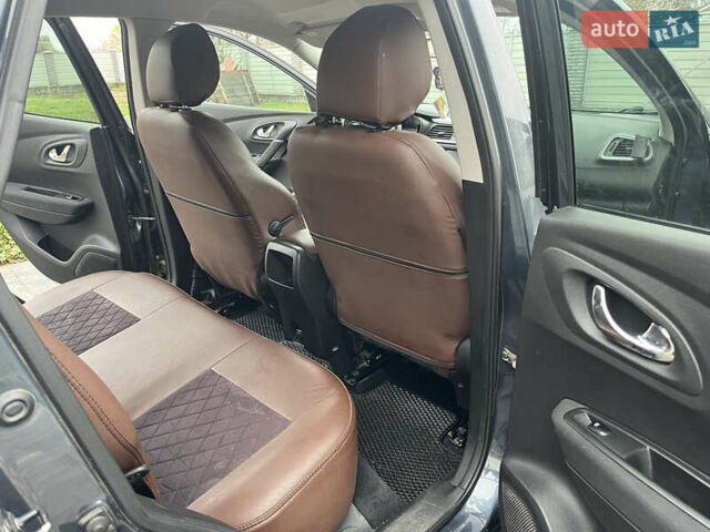 Серый Рено Kadjar, объемом двигателя 1.46 л и пробегом 213 тыс. км за 17100 $, фото 7 на Automoto.ua