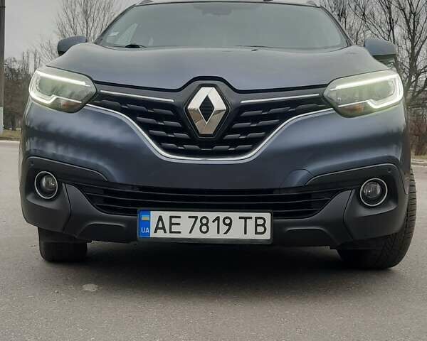 Серый Рено Kadjar, объемом двигателя 1.46 л и пробегом 156 тыс. км за 17800 $, фото 19 на Automoto.ua