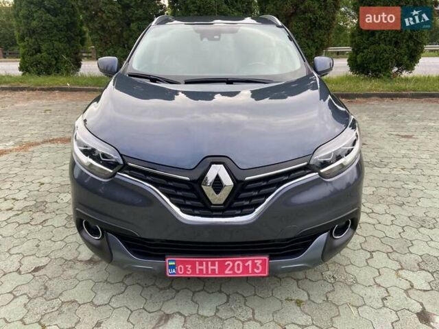 Серый Рено Kadjar, объемом двигателя 1.5 л и пробегом 77 тыс. км за 15500 $, фото 3 на Automoto.ua