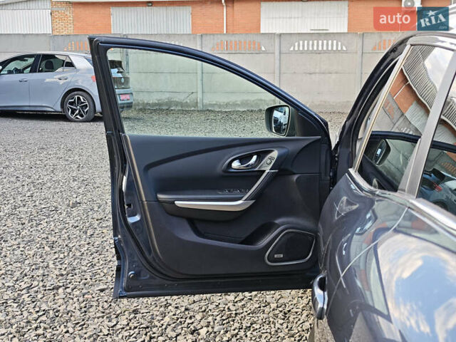 Рено Kadjar 2018 в Луцке на Automoto.ua Серый Рено Kadjar, объемом двигателя 1.5 л и пробегом 116 тыс. км за 20700 $, фото 21 на Automoto.ua