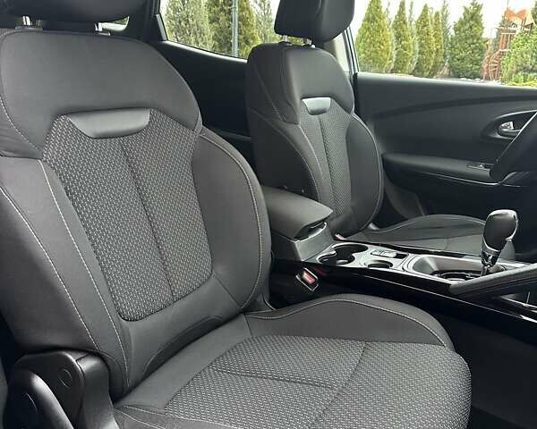 Серый Рено Kadjar, объемом двигателя 1.46 л и пробегом 152 тыс. км за 16999 $, фото 83 на Automoto.ua