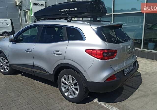 Серый Рено Kadjar, объемом двигателя 1.46 л и пробегом 215 тыс. км за 14999 $, фото 3 на Automoto.ua