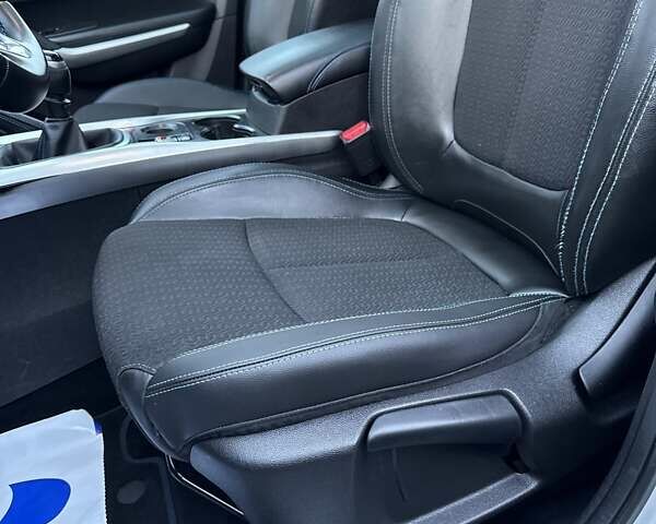 Рено Kadjar 2018 в Луцке на Automoto.ua Серый Рено Kadjar, объемом двигателя 1.6 л и пробегом 201 тыс. км за 12300 $, фото 24 на Automoto.ua