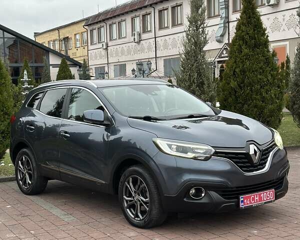 Серый Рено Kadjar, объемом двигателя 1.46 л и пробегом 152 тыс. км за 16999 $, фото 7 на Automoto.ua