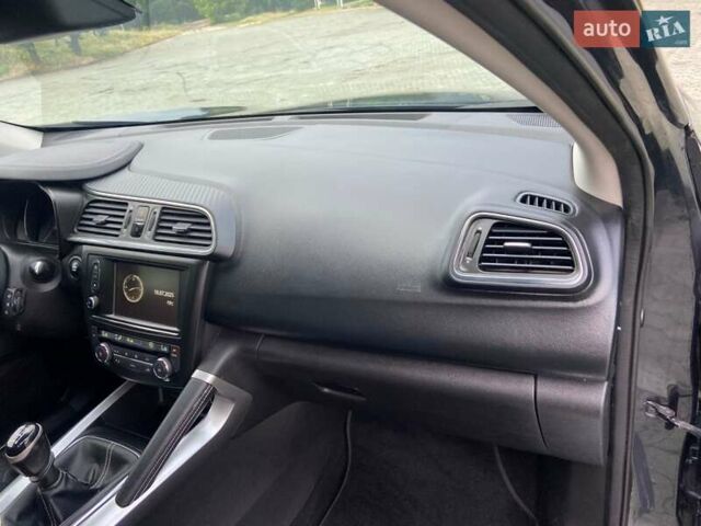 Серый Рено Kadjar, объемом двигателя 1.5 л и пробегом 77 тыс. км за 15500 $, фото 41 на Automoto.ua