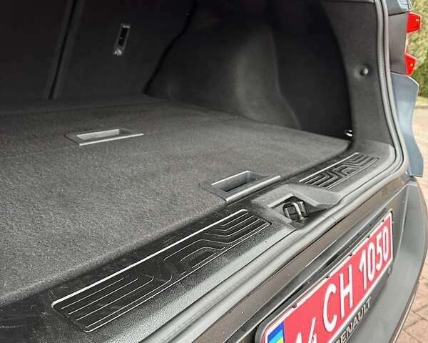 Серый Рено Kadjar, объемом двигателя 1.46 л и пробегом 152 тыс. км за 16999 $, фото 119 на Automoto.ua