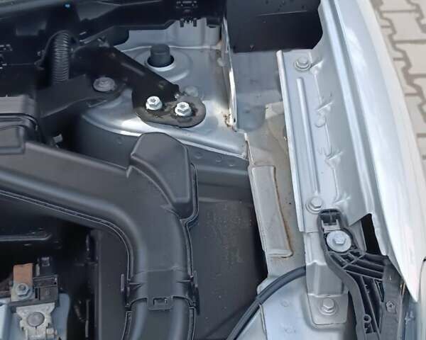 Серый Рено Kadjar, объемом двигателя 1.46 л и пробегом 190 тыс. км за 16500 $, фото 13 на Automoto.ua