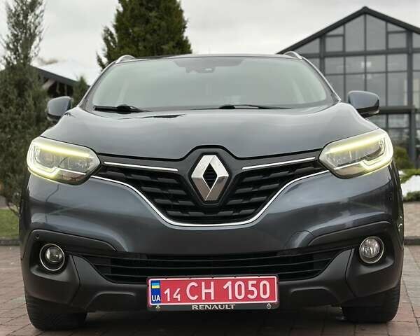 Серый Рено Kadjar, объемом двигателя 1.46 л и пробегом 152 тыс. км за 16999 $, фото 5 на Automoto.ua