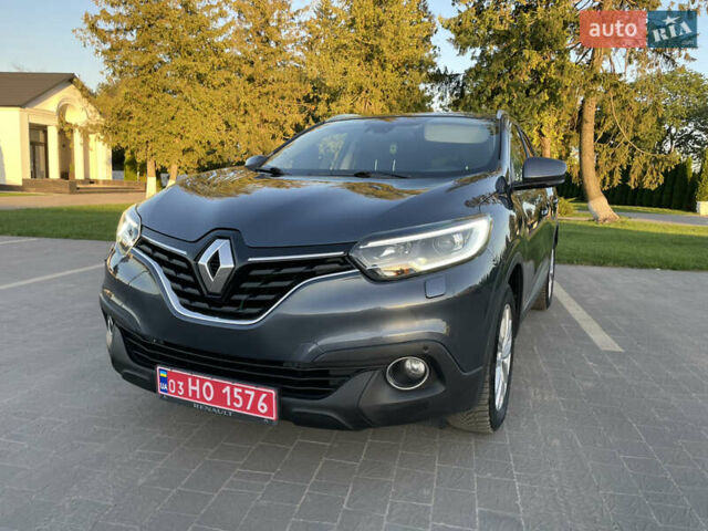 Серый Рено Kadjar, объемом двигателя 1.5 л и пробегом 195 тыс. км за 15700 $, фото 18 на Automoto.ua