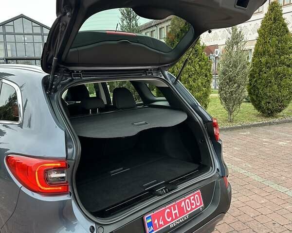 Серый Рено Kadjar, объемом двигателя 1.46 л и пробегом 152 тыс. км за 16999 $, фото 127 на Automoto.ua