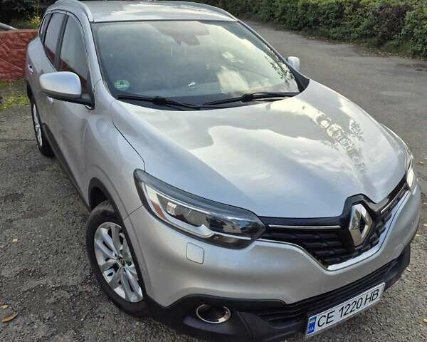 Сірий Рено Kadjar, об'ємом двигуна 1.46 л та пробігом 105 тис. км за 18900 $, фото 4 на Automoto.ua