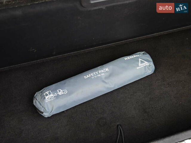 Рено Kadjar 2018 в Луцке на Automoto.ua Серый Рено Kadjar, объемом двигателя 1.5 л и пробегом 116 тыс. км за 20700 $, фото 56 на Automoto.ua