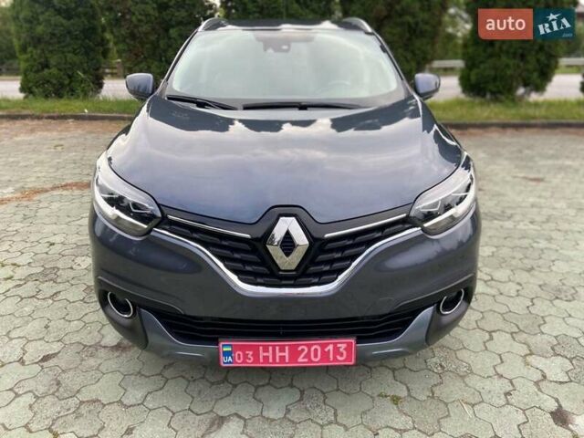 Серый Рено Kadjar, объемом двигателя 1.5 л и пробегом 77 тыс. км за 15500 $, фото 2 на Automoto.ua