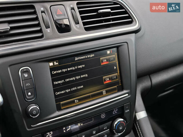 Сірий Рено Kadjar, об'ємом двигуна 1.5 л та пробігом 116 тис. км за 20500 $, фото 44 на Automoto.ua