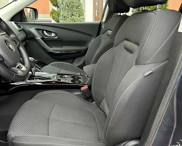 Серый Рено Kadjar, объемом двигателя 1.46 л и пробегом 152 тыс. км за 16999 $, фото 53 на Automoto.ua