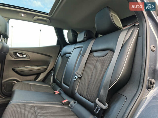Рено Kadjar 2018 в Луцке на Automoto.ua Серый Рено Kadjar, объемом двигателя 1.5 л и пробегом 116 тыс. км за 20700 $, фото 53 на Automoto.ua