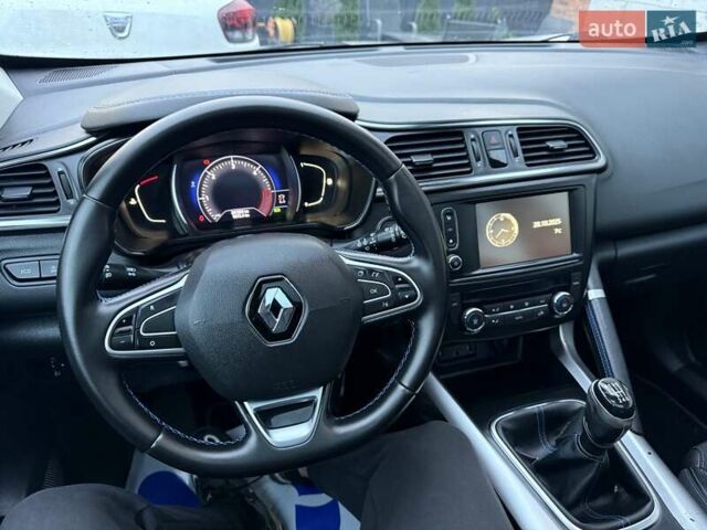 Рено Kadjar 2018 в Луцке на Automoto.ua Серый Рено Kadjar, объемом двигателя 1.6 л и пробегом 201 тыс. км за 12300 $, фото 42 на Automoto.ua