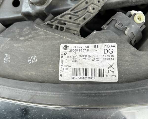 Серый Рено Kadjar, объемом двигателя 1.46 л и пробегом 152 тыс. км за 16999 $, фото 113 на Automoto.ua