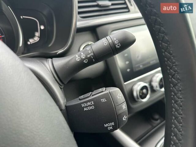Серый Рено Kadjar, объемом двигателя 1.46 л и пробегом 78 тыс. км за 20500 $, фото 25 на Automoto.ua