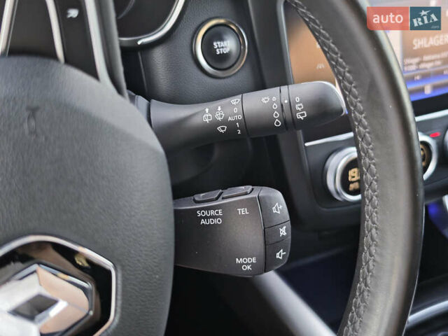 Серый Рено Kadjar, объемом двигателя 1.5 л и пробегом 153 тыс. км за 20999 $, фото 30 на Automoto.ua
