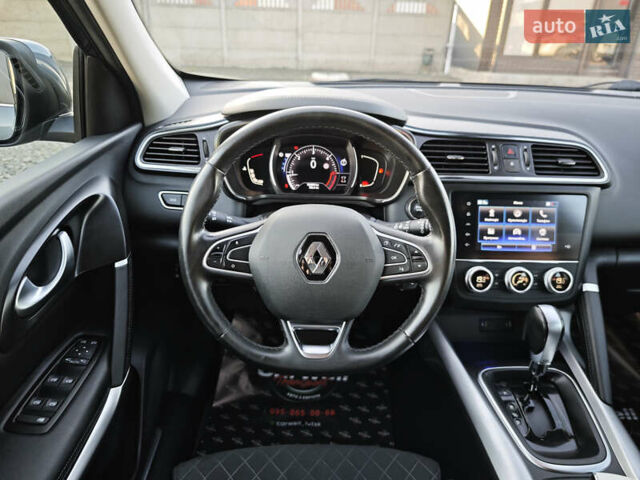 Серый Рено Kadjar, объемом двигателя 1.5 л и пробегом 153 тыс. км за 21300 $, фото 25 на Automoto.ua