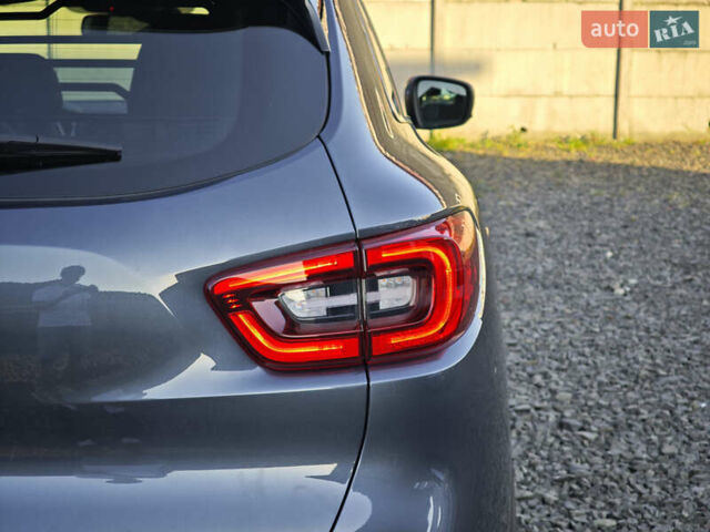 Серый Рено Kadjar, объемом двигателя 1.5 л и пробегом 153 тыс. км за 20499 $, фото 16 на Automoto.ua